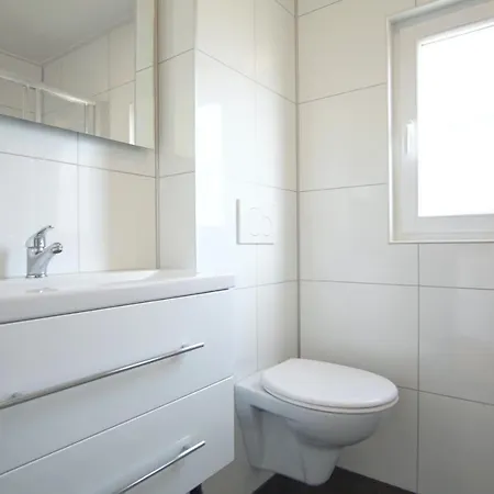 Chalet Seemowe Am Veluwemeer Im Europarcs Bad Hoophuizen Holiday home